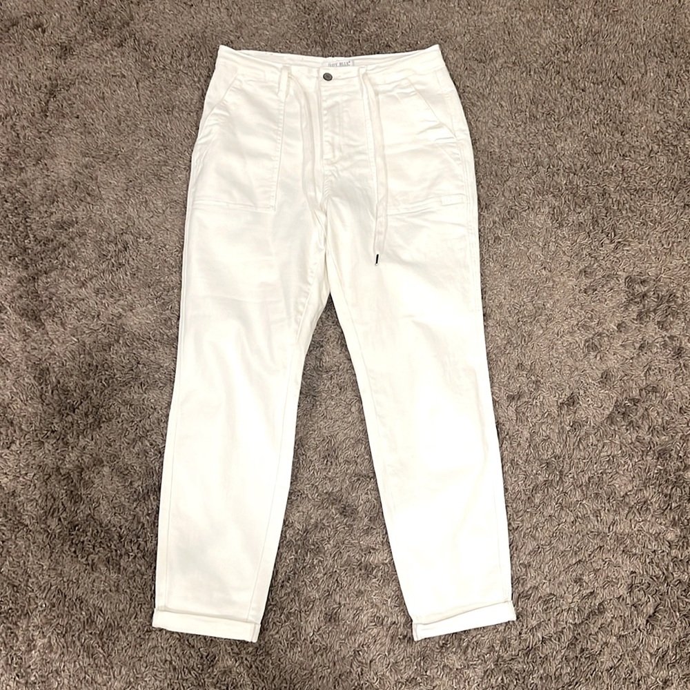 Judy Blue White Denim Joggers 11/30